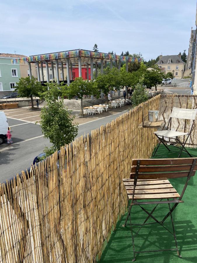 Le Logis Des Halles Cerizay Esterno foto